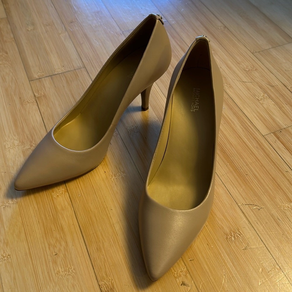 Michael Kors - 9.5 Nude Kitten Heels